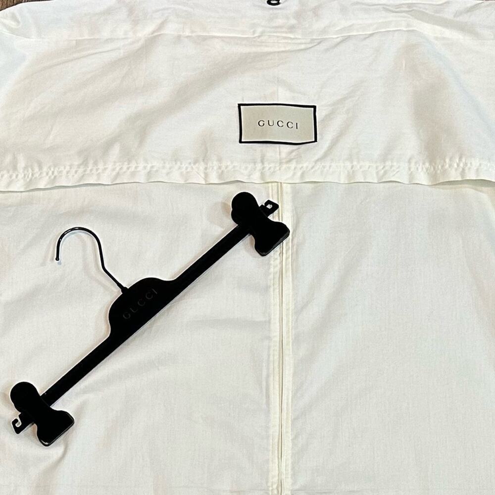 Gucci | Garment Bag & Pant Hanger | Off-White/Black | Bag: 44x27 inch